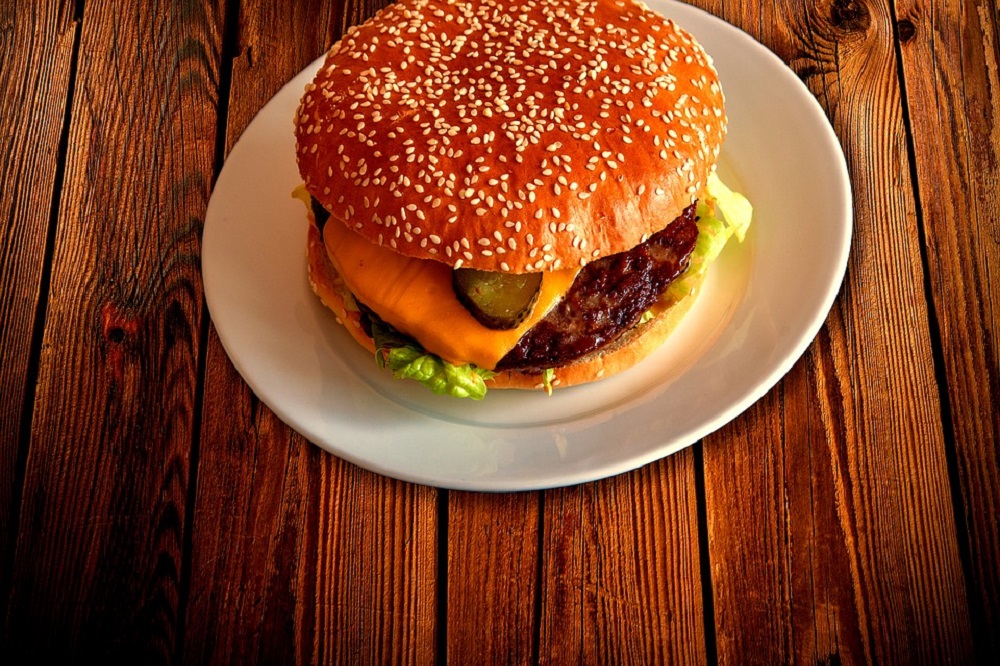 POV wil hamburgers bakken voor 'vega' studenten TU Delft